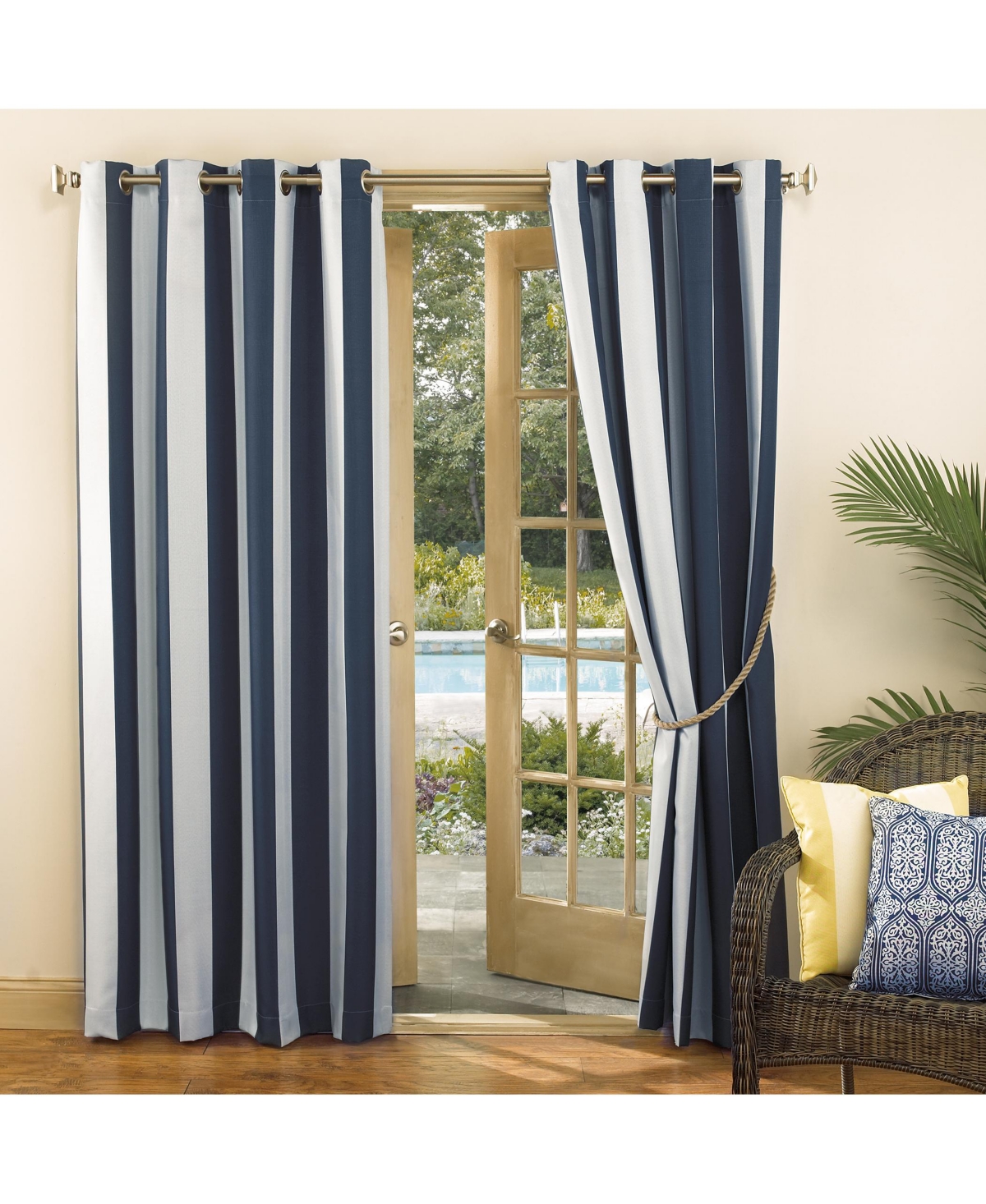 Sun Zero Valencia Cabana Stripe Indoor/Outdoor Uv Protectant Room Darkening Grommet Curtain Panel