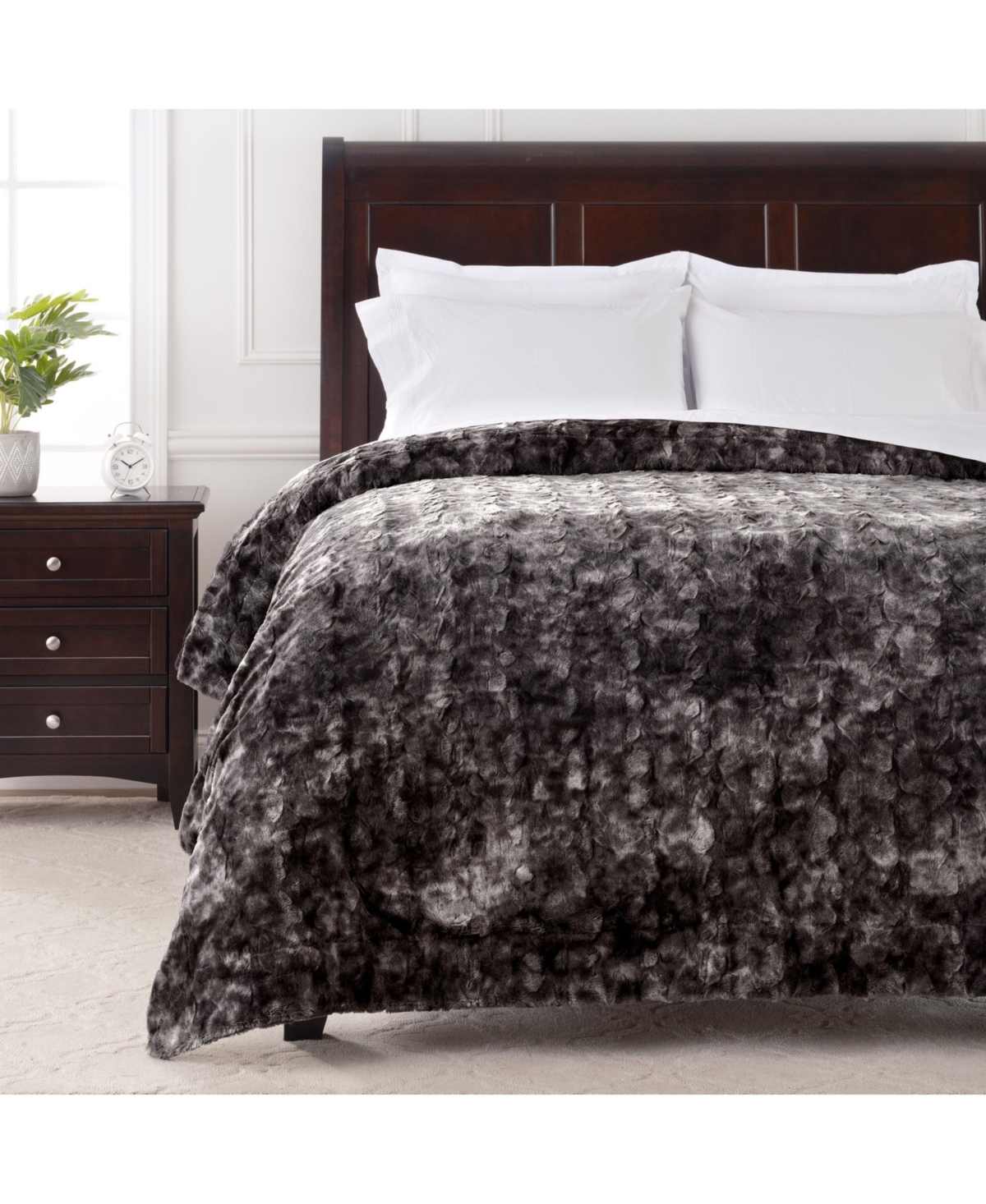 Chanasya Premium Double Sided Oversized Faux Fur Wolf Soft Throw Blanket