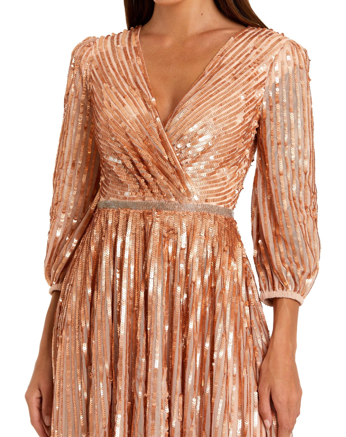 Женское платье Mac Duggal Sequined Wrap Over 3/4 Sleeve Gown, цвет: Абрикосовый — фото 3