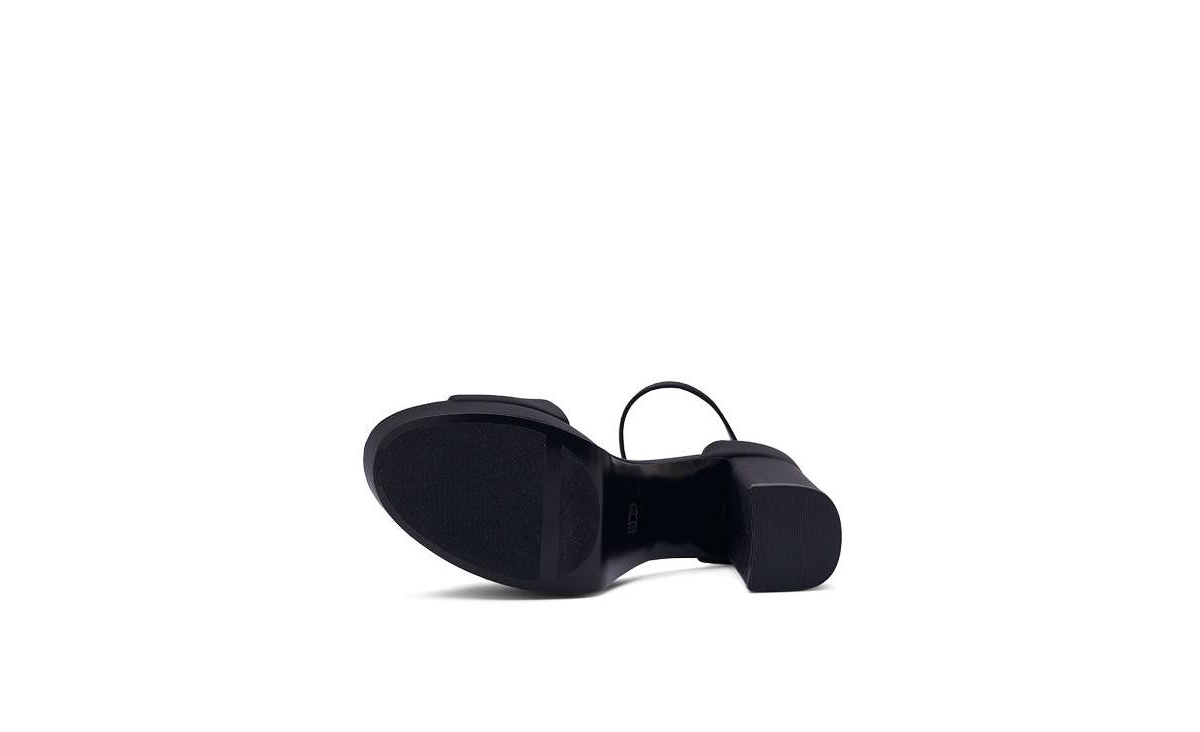 D'Amelio Footwear Mayvinaa2 Sandal