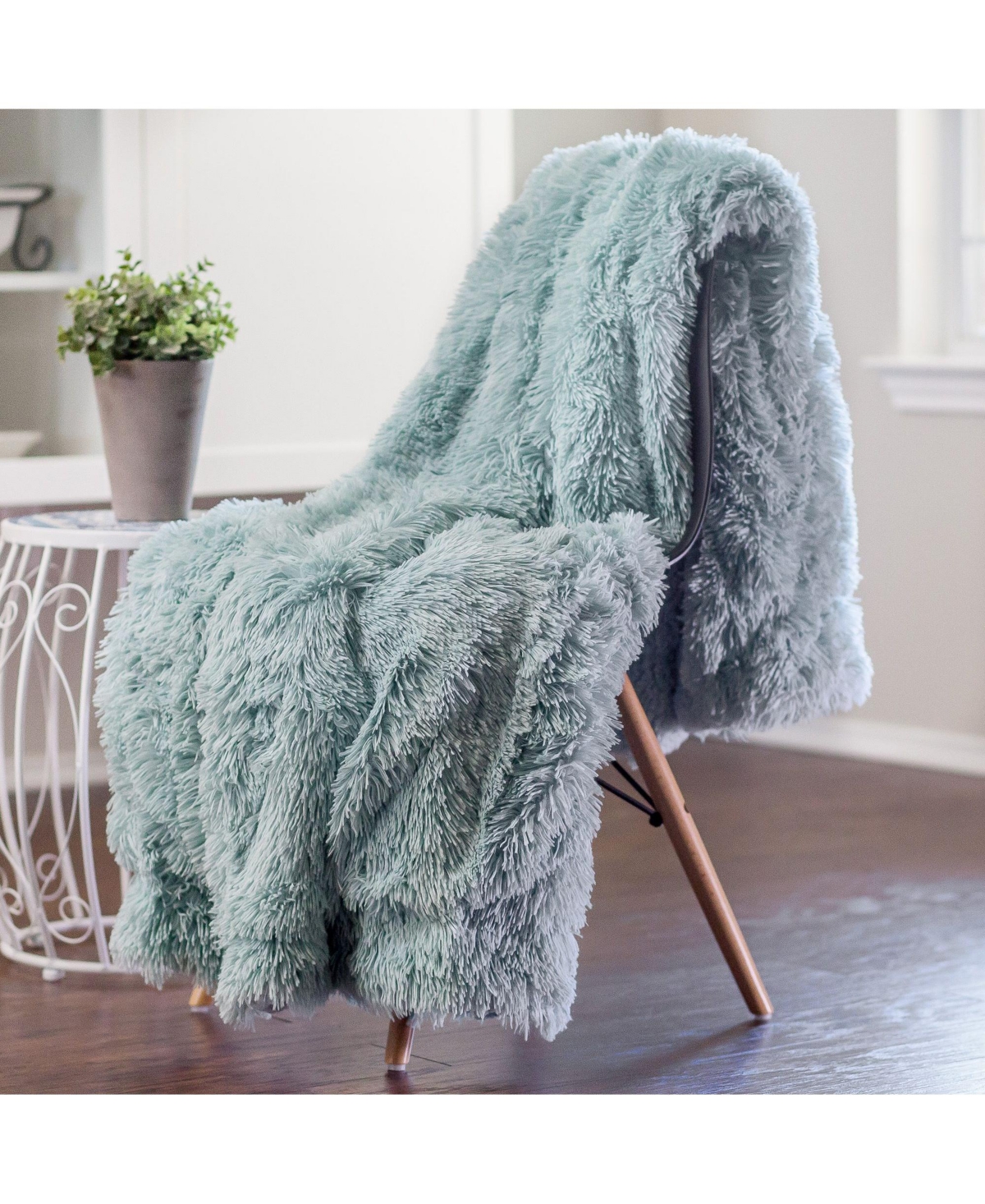 Chanasya Premium Blanket & Pillow Cover - Long Faux Fur Fuzzy Sherpa (50