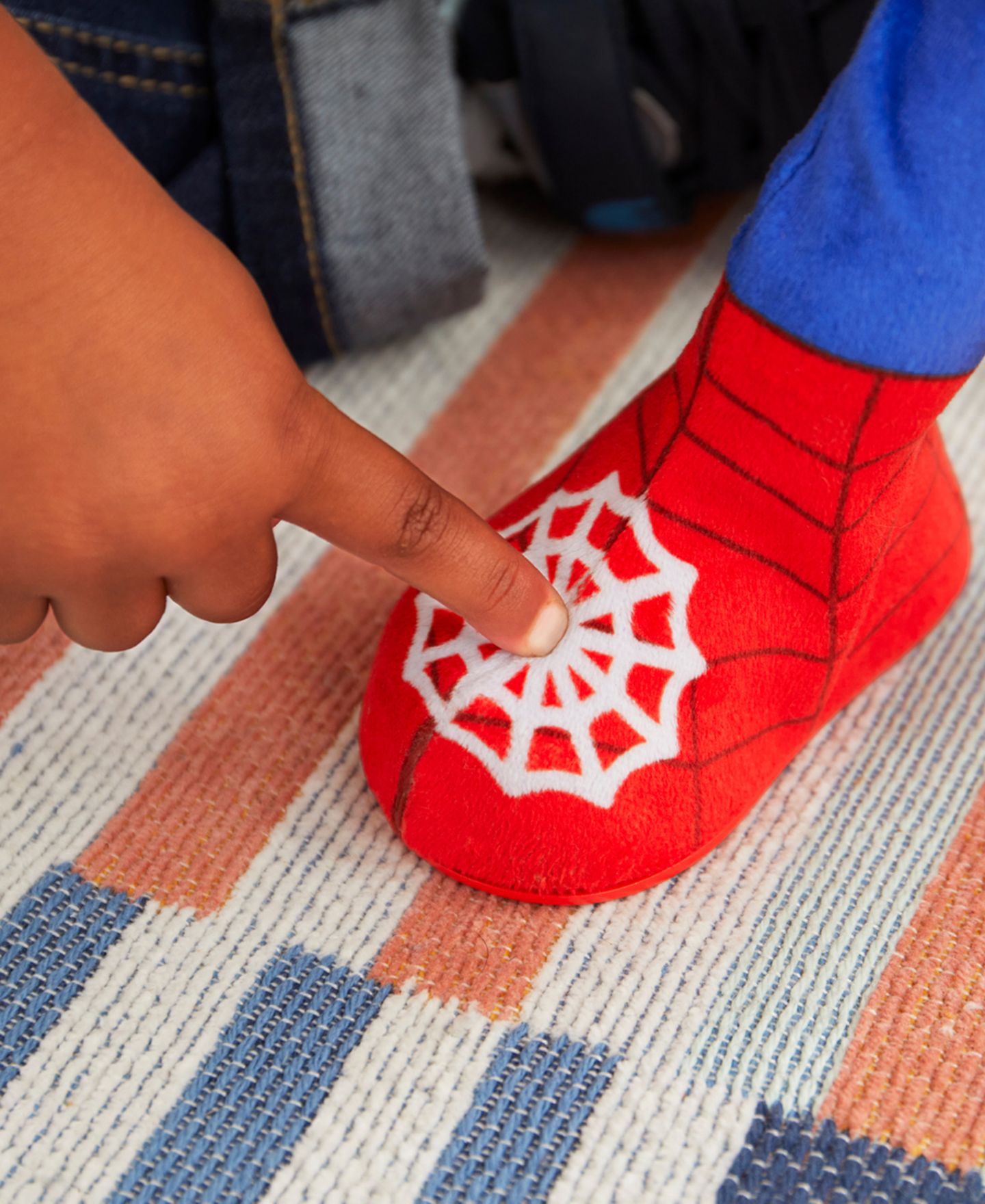 Детские мягкие игрушки Spidey and His Amazing Friends Dance N' Crawl Spidey — фото 6