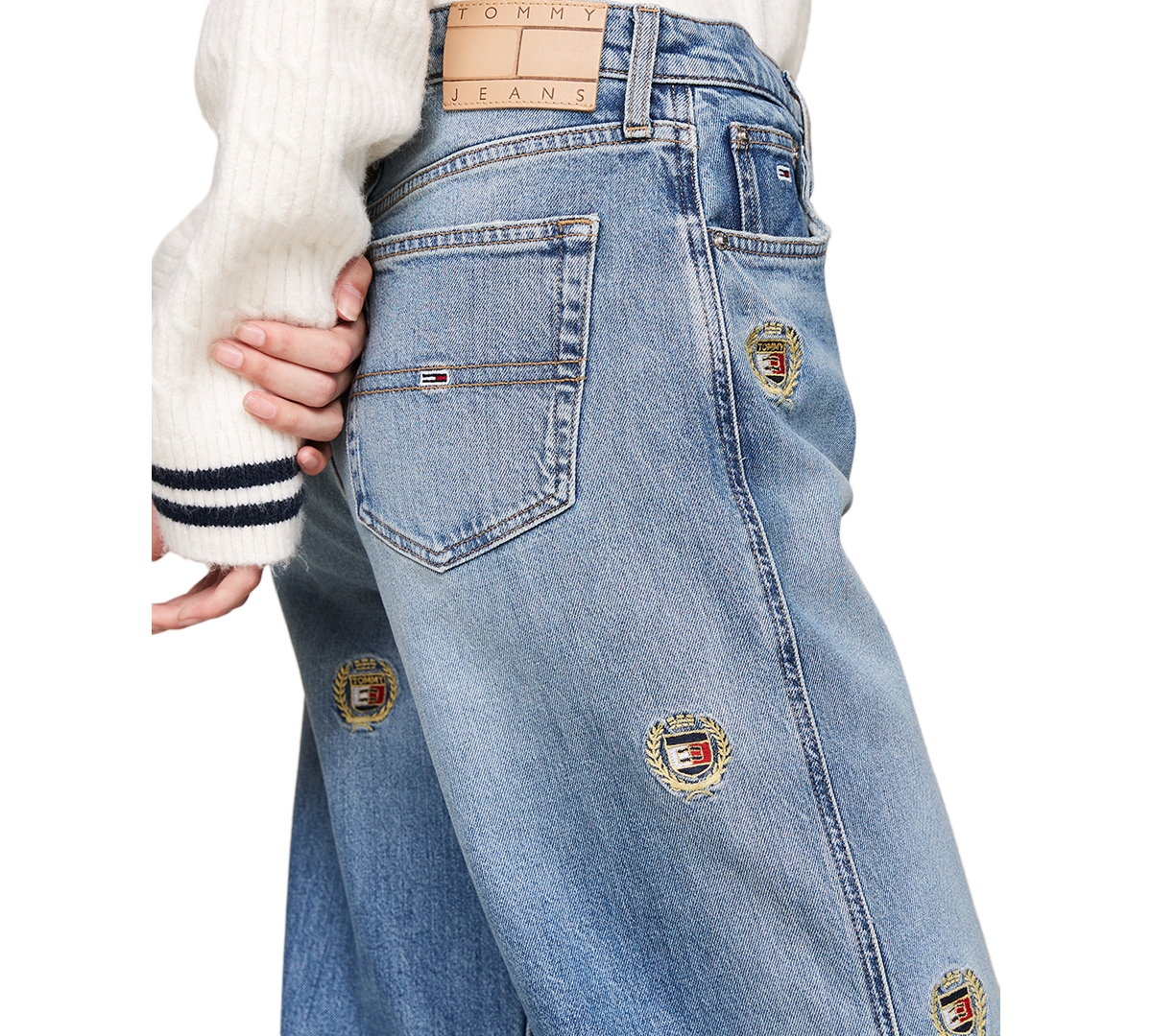 Tommy Jeans Women's Betsy Embroidered Crest Jeans