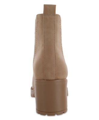 Women's Jody Lug Sole Wide-Width Chelsea Booties