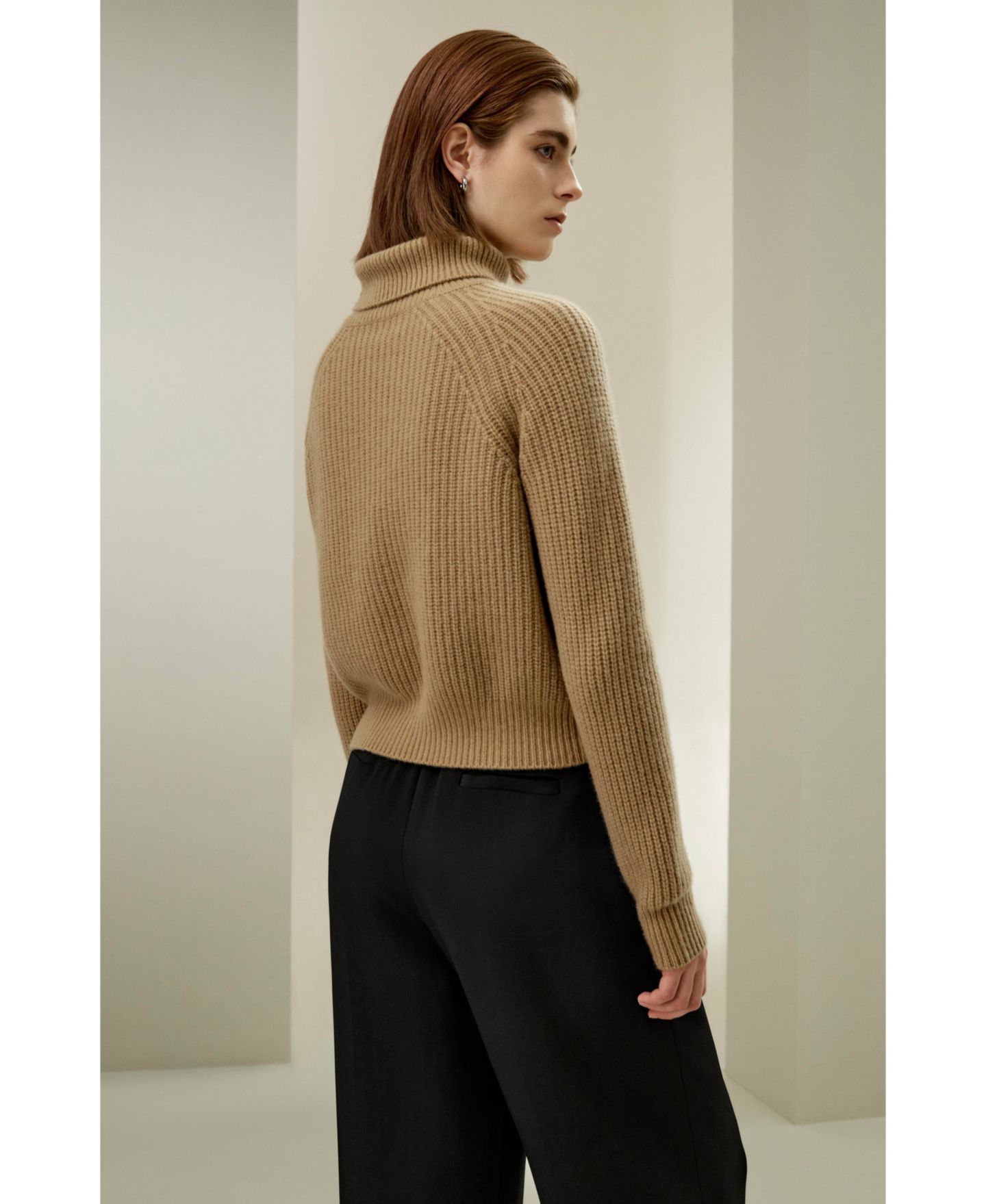 Женский свитер LILYSILK Textured Turtleneck Cashmere, цвет: Карамельный — фото 5