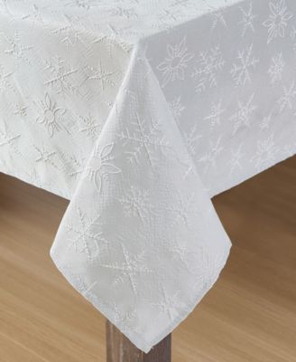 Raised Woven Tablecloth, 60" x 120" 