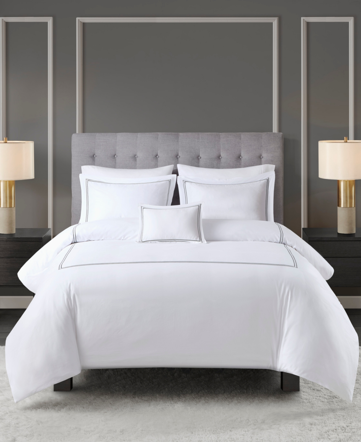 Madison Park Signature Luxury Collection Embroidered 4-pc. Duvet Cover Set, Full/queen In White,grey