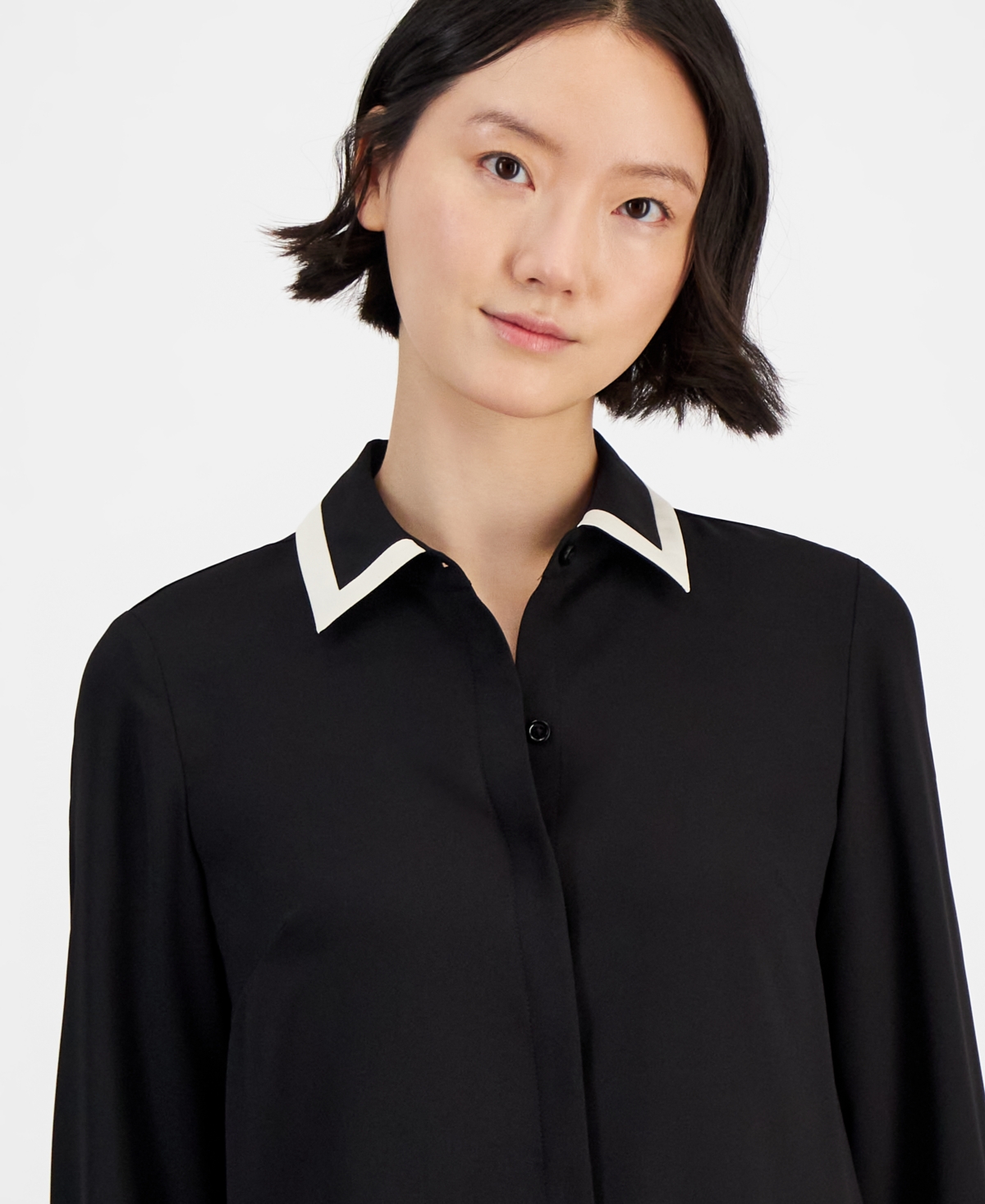 Shop Anne Klein Women's Contrast-trim Button-front Blouse In Anne Black