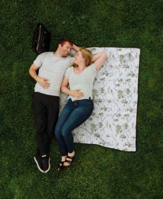 Disney Winnie the Pooh Impresa Picnic Blanket, 60" x 50"