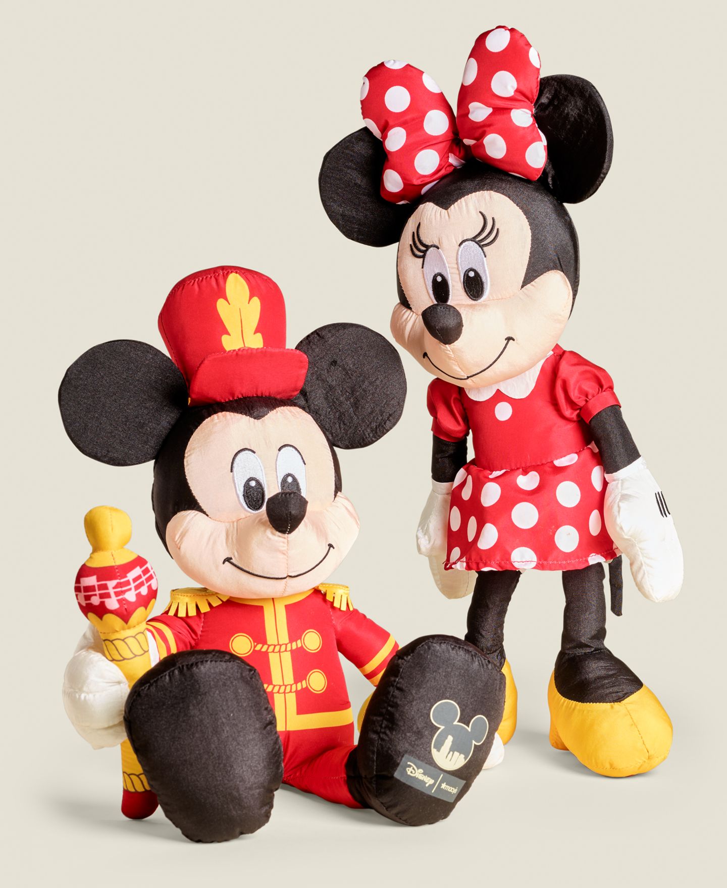 Детская мягкая игрушка Disney | Macy's Minnie Mouse Parade Balloon Plush Toy 15" — фото 5