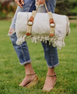 Montecito Picnic Blanket with Harness