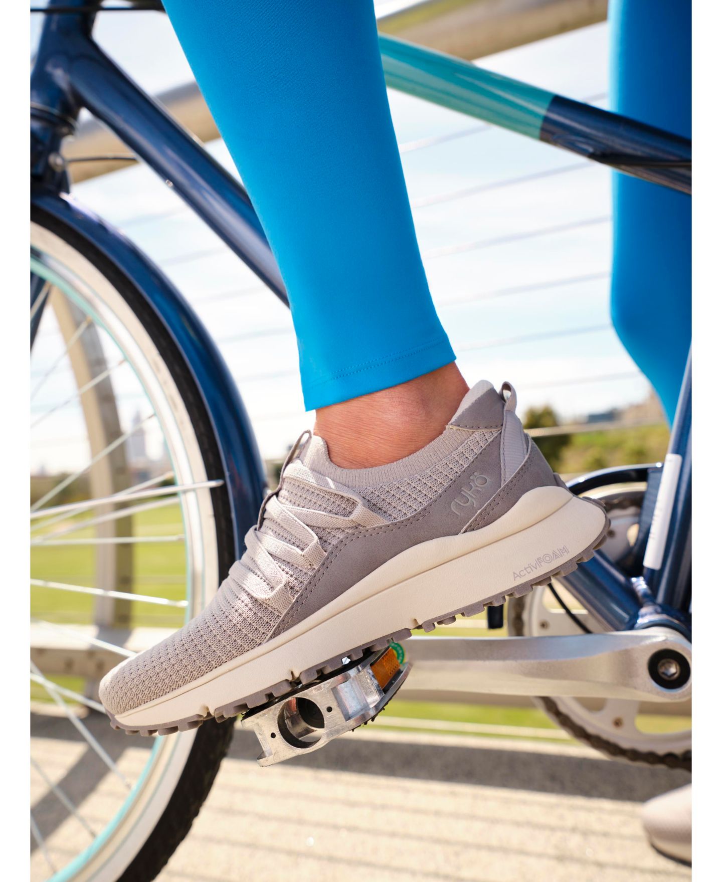 Женские кроссовки Ryka Jumpstart-Lace Slip On, цвет: Бежевый вязаный — фото 8