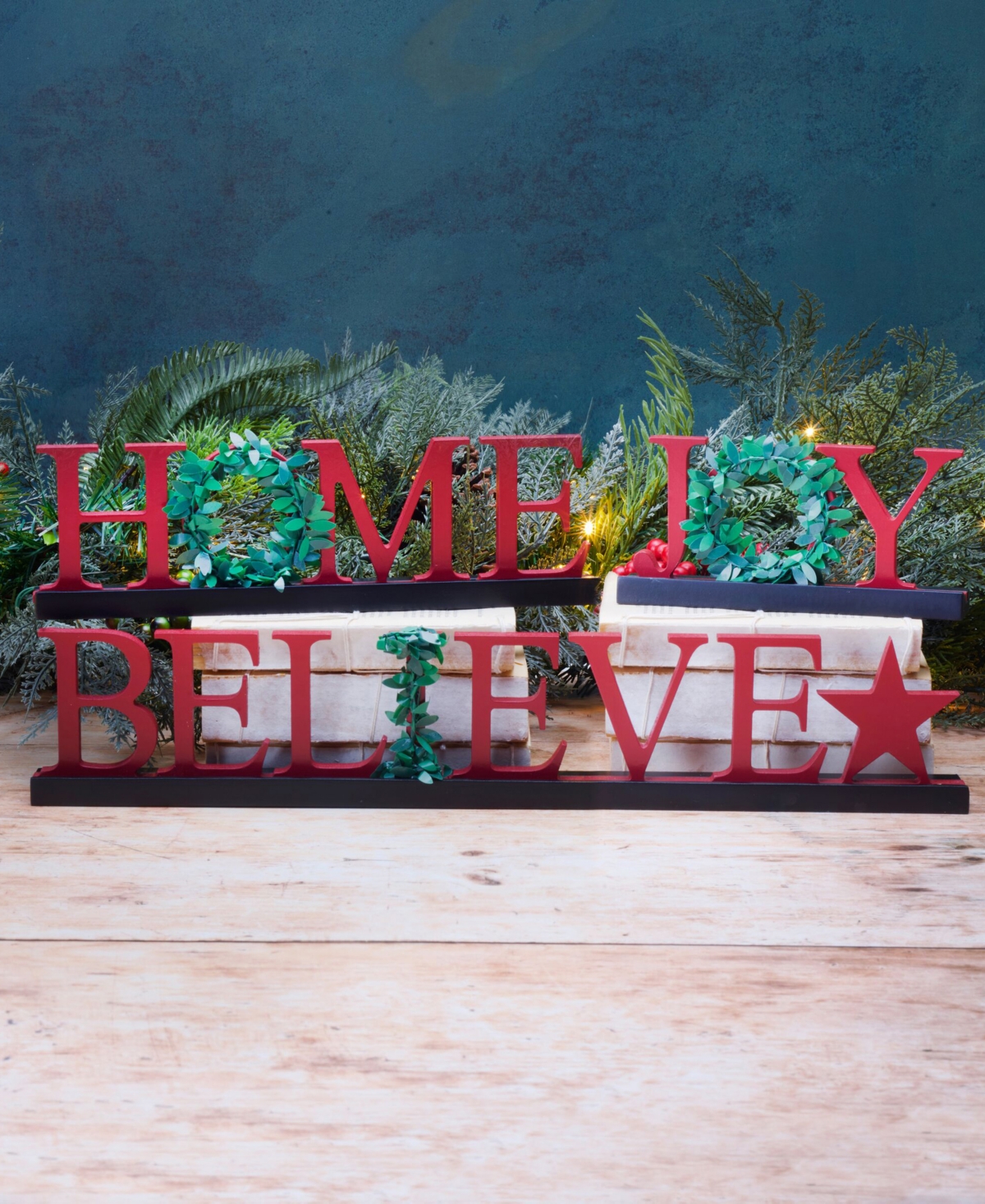 Mikasa Tabletop Holiday Christmas Signs, 3.25 Inches In Multi