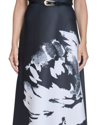 slim fit dress slacks LACE FIT-AND-FLARE GRAPHIC DETAILED LACE AND SEQUIN MERMAID GOWN main image 0