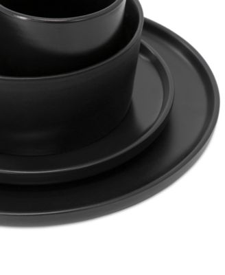 Luxmatte 16 Pc. Dinnerware Set, Service for 4