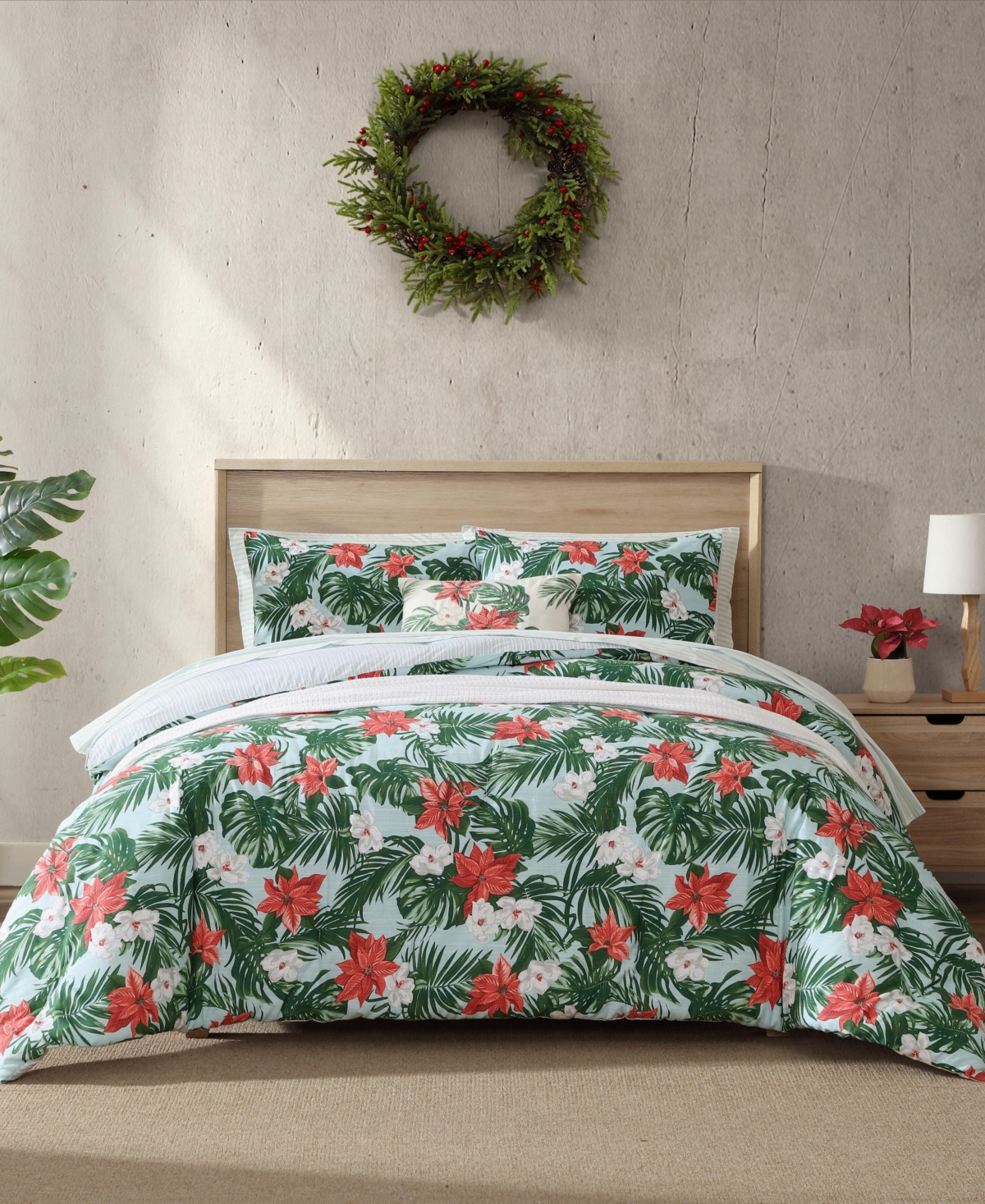 Tommy Bahama Home Festive Palms Reversible 3-pc. Comforter Set, Full/queen In Mid Blue,red,white