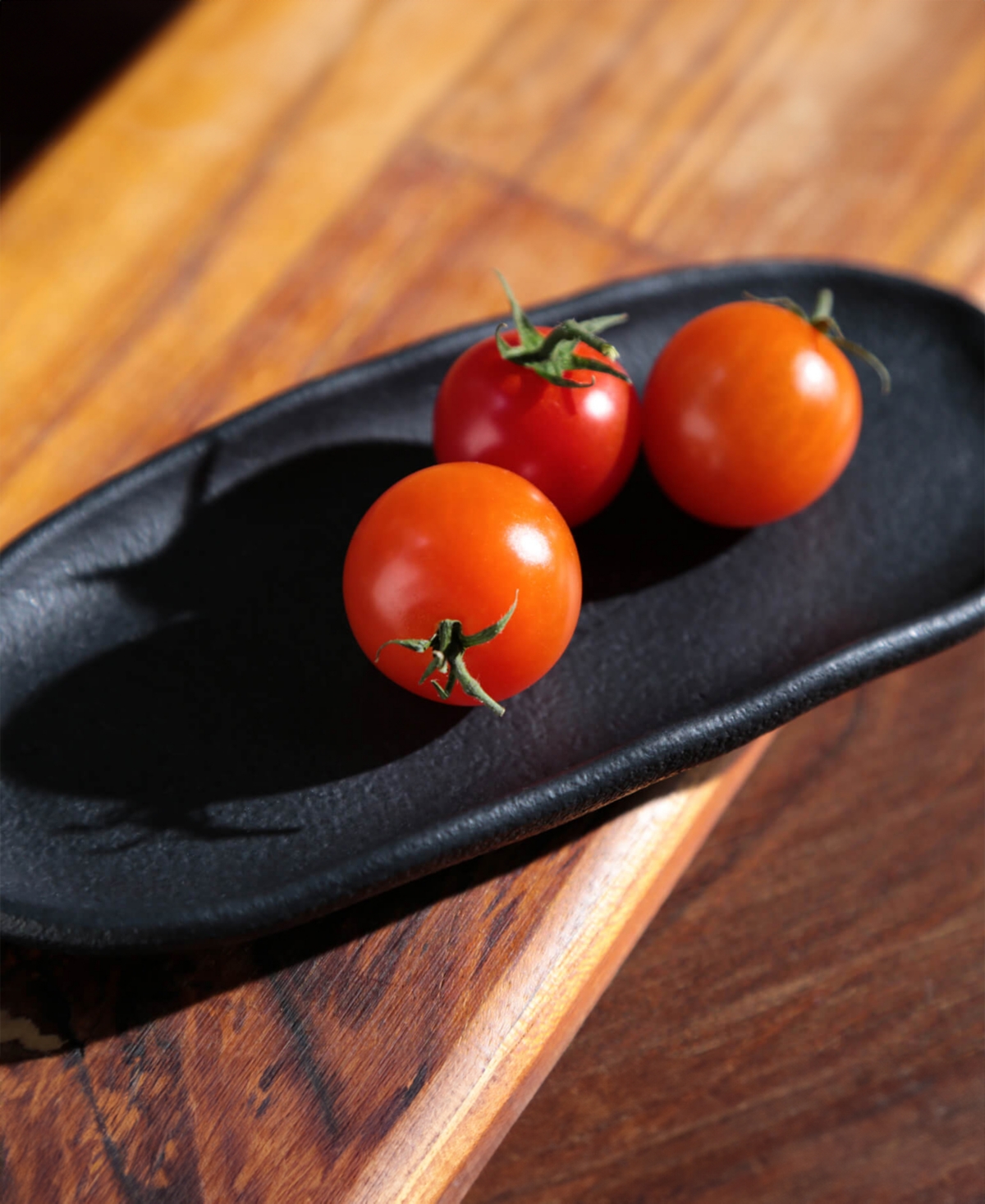Porto Brasil Stoneware Shallow Oval Platters, Set Of 4 In Matte Black