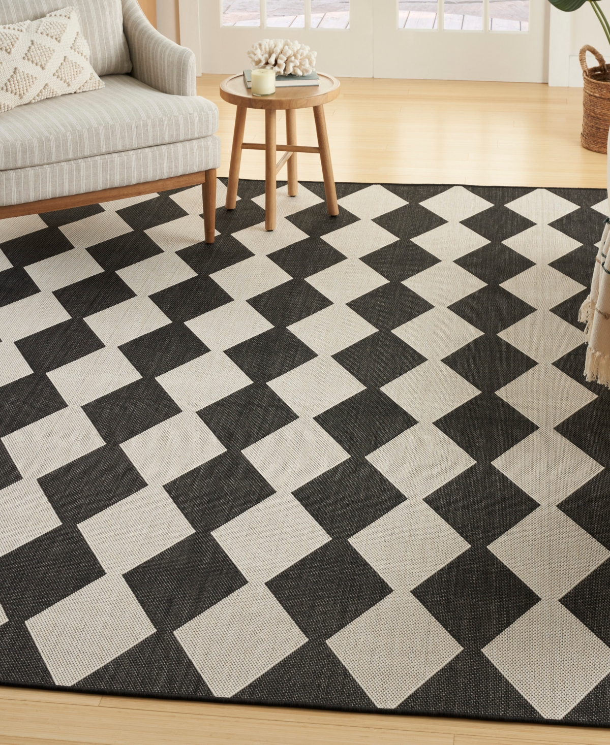 Nourison Home Positano Pos04 8'x10' Area Rug In Black