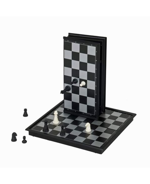 Детские игрушки WE Games Magnetic-Folding Chess Set, 32-Piece, Ages 3+