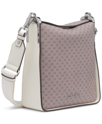 Fay Signature Adjustable Crossbody with Magnetic Top Closure