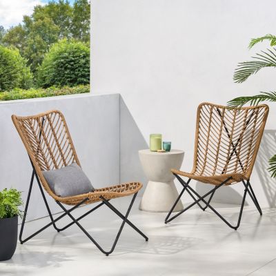  Boho-Chic Wicker Patio Chair Set With Geometric Base
