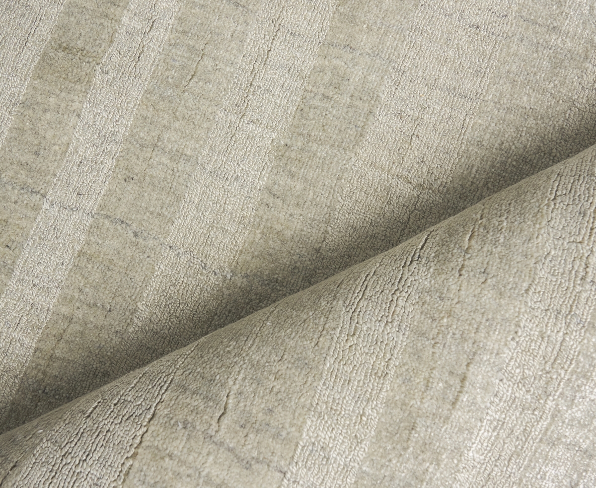 Exquisite Rugs Robin Stripe 3784 Area Rug, 6' X 9' In Taupe