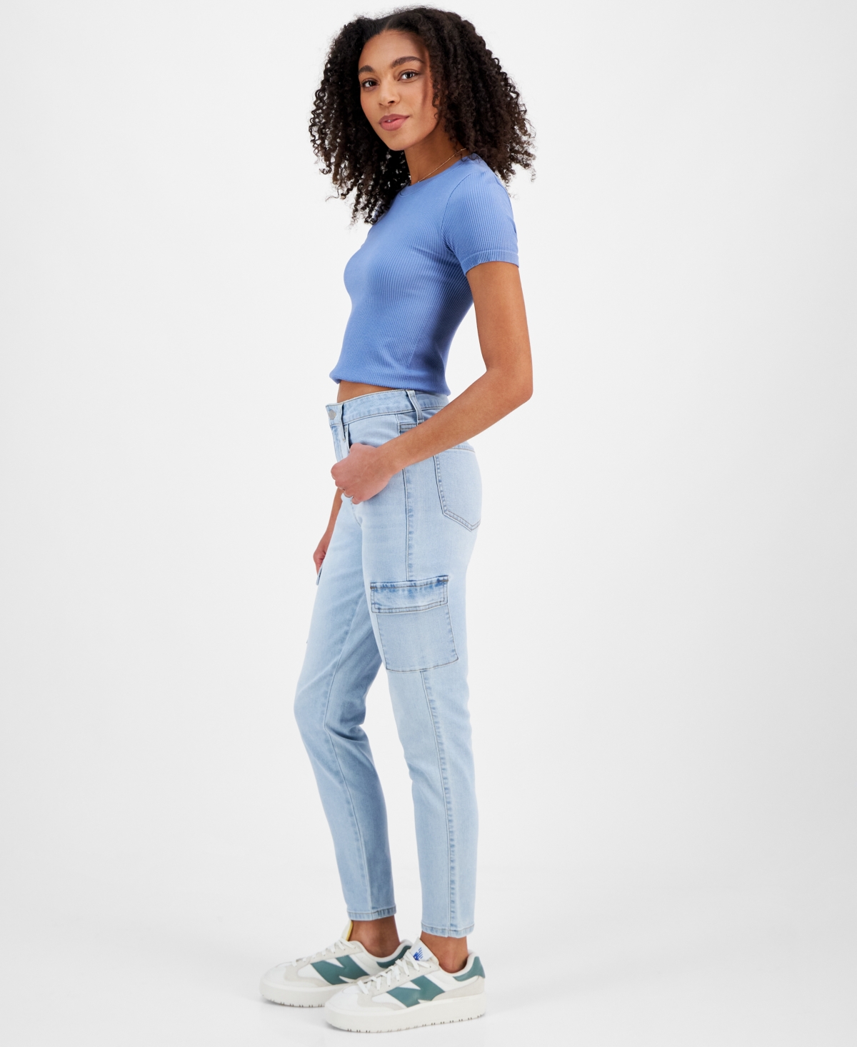 Shop Celebrity Pink Juniors' Mid-rise Cargo Skinny Jeans In Light Wash