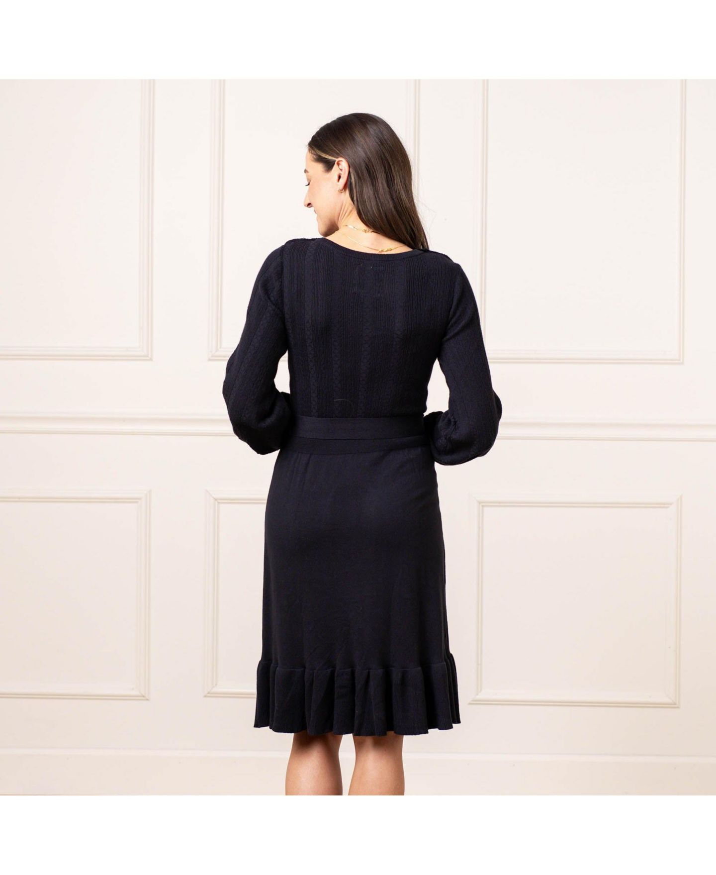 Женское платье Hope & Henry Organic Long Sleeve Flounce Edge Cable Sweater Dress, цвет: Чёрный — фото 2