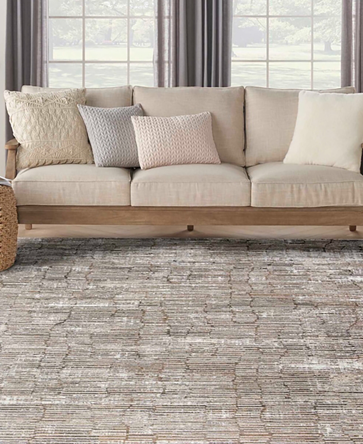 Nourison Home Trends Sut06 7'10"x9'10" Area Rug In Ivory