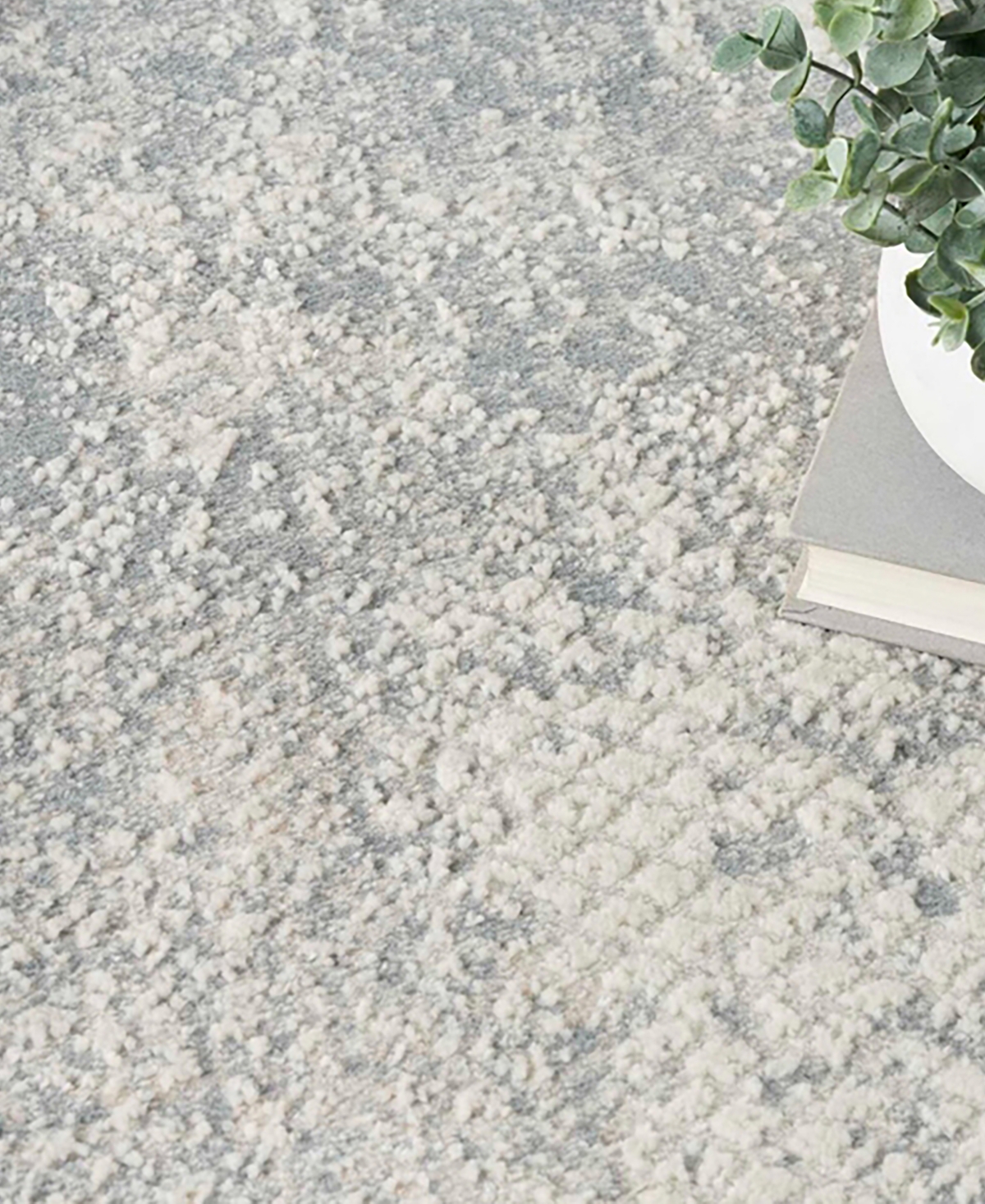 Nourison Home Exhale Exl01 2'2"x7'6" Runner Area Rug In Silver