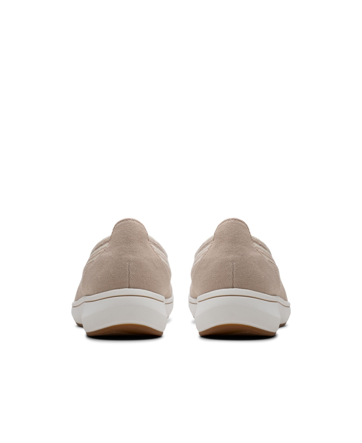 Clarks Women's Cloud Steppers Breeze Sky Air Closed Toe Shoes