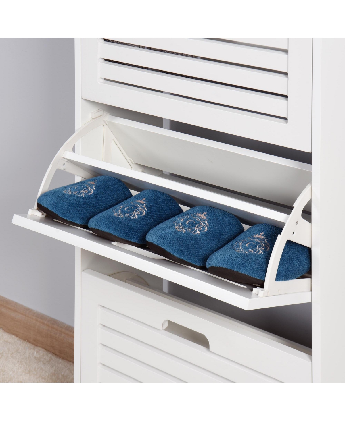 Slickblue Wooden Shoe Cabinet for Entryway,Shoe Storage Cabinet with 3 Flip Doors - White