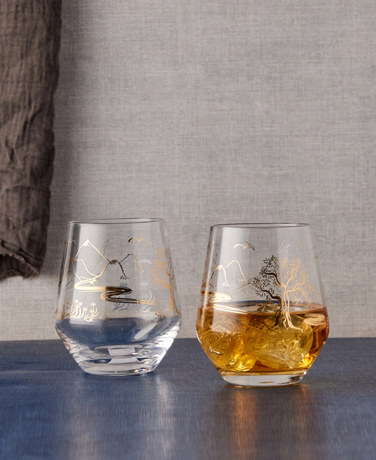 Anton Studio Designs Skye Double Old Fashioned Tumblers / Stemless Wines, Set Of 2 In Gold