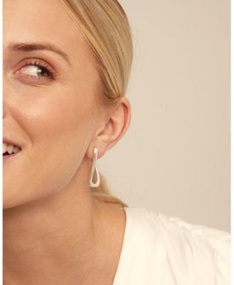 Link Shaped Metal Alloy Earrings