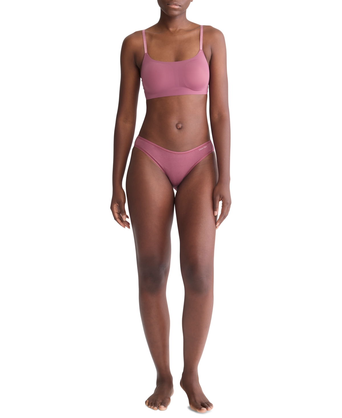 Calvin Klein Invisibles Comfort Lightly Lined Retro Bralette