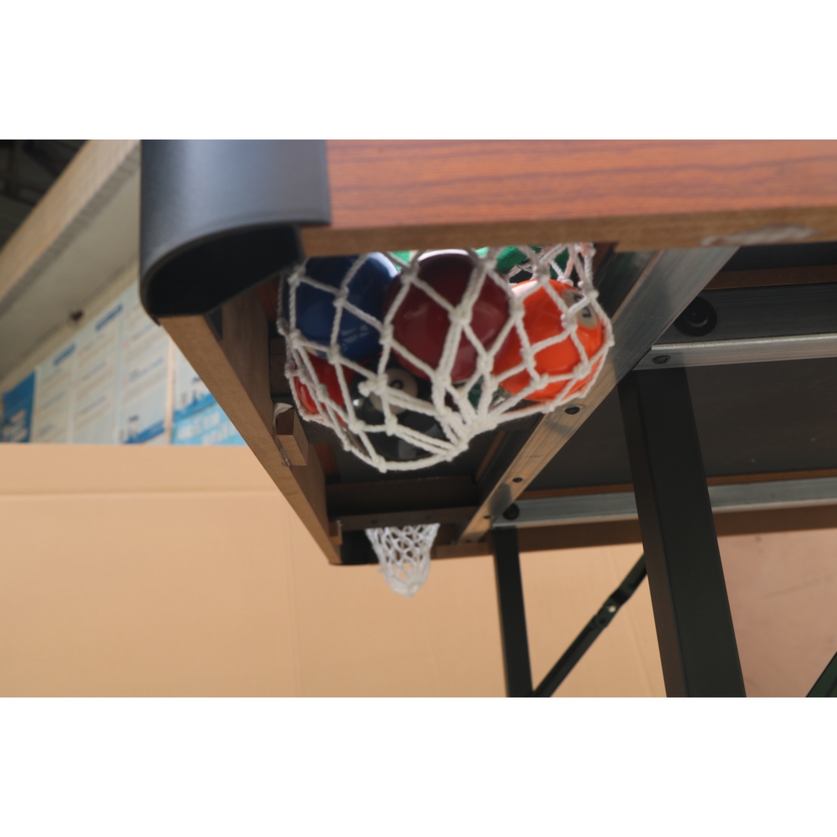 Streamdale Furniture 5.5 Ft Billiard Table withVelvet Cloth and Accessory Set - Green