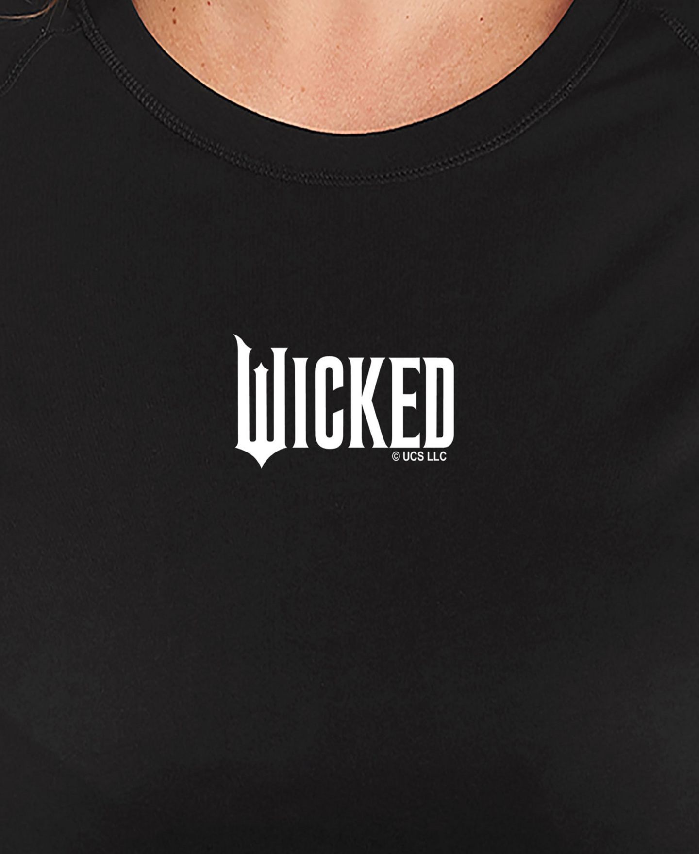 Женский свитер Hybrid Apparel Plus Size Wicked White Logo Graphic Pullover T-Shirt, цвет: Чёрный — фото 3