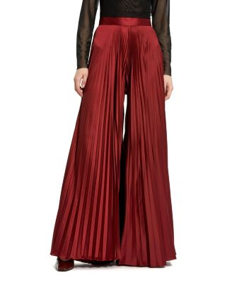 Mac Duggal