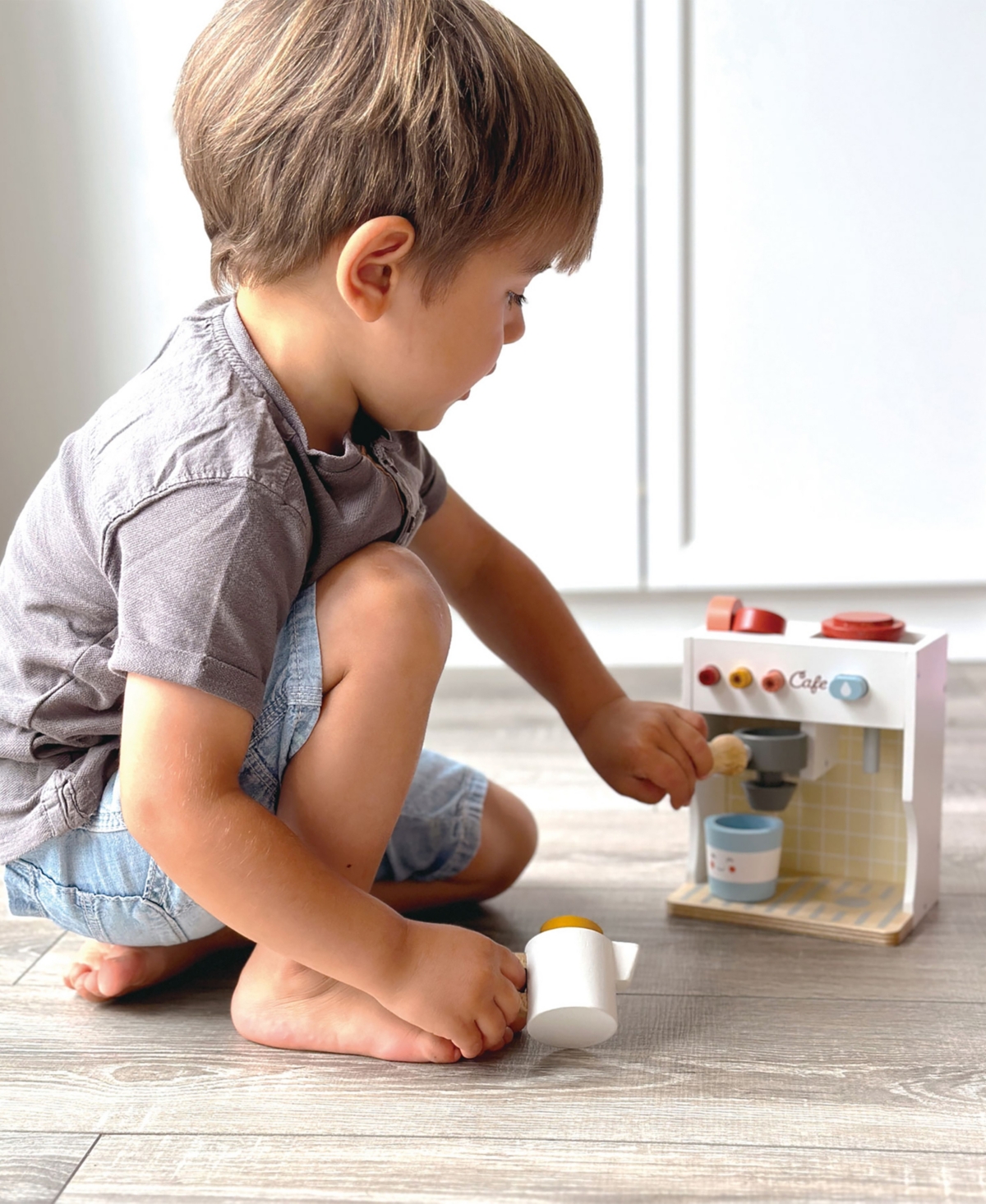 Mentari Toys Barista Play Kitchen Accessories Coffee Maker Toy In Multi