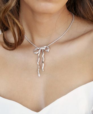 Bow Pendant Necklace