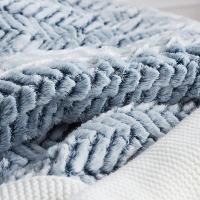 Cozy Peaks - Oversized Comforter Set - Chevron Frosted Navy , King