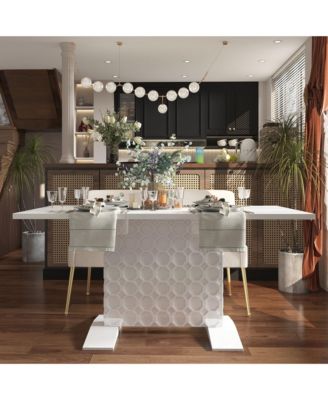 Glossy Wood Telescopic Dining Table