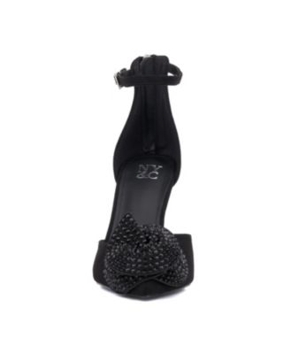 Women's Mandell- Ankle Strap- Flower Decor- Pointy Heels Pump