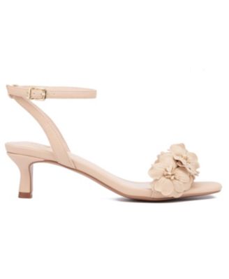 Women's Gwendolyn Kitten Heel