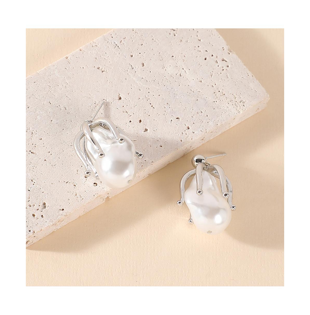 Sohi Women's The Bud Drop Earrings In Silver