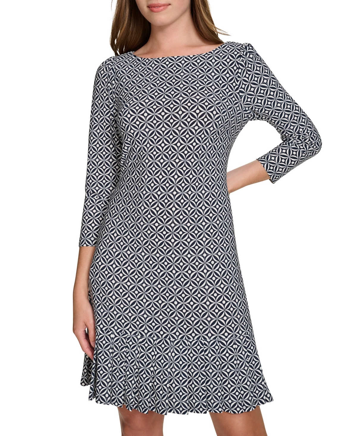 Tommy Hilfiger Women's Printed Pleated-Hem Shift Dress -Cream