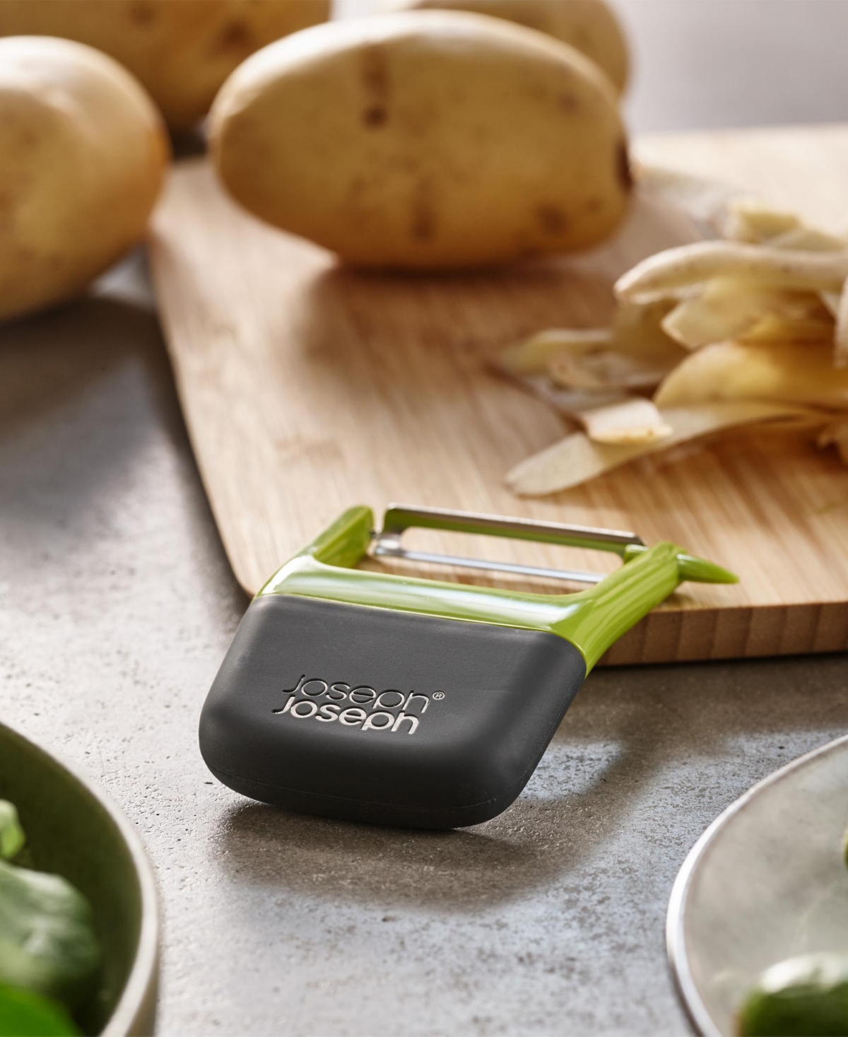 JOSEPH JOSEPH DUO STRAIGHT ERGONOMIC VEGETABLE PEELER