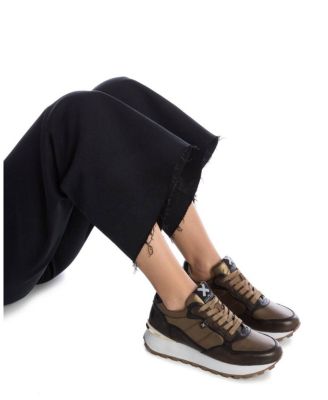 Women's Casual Sneakers By XTI
