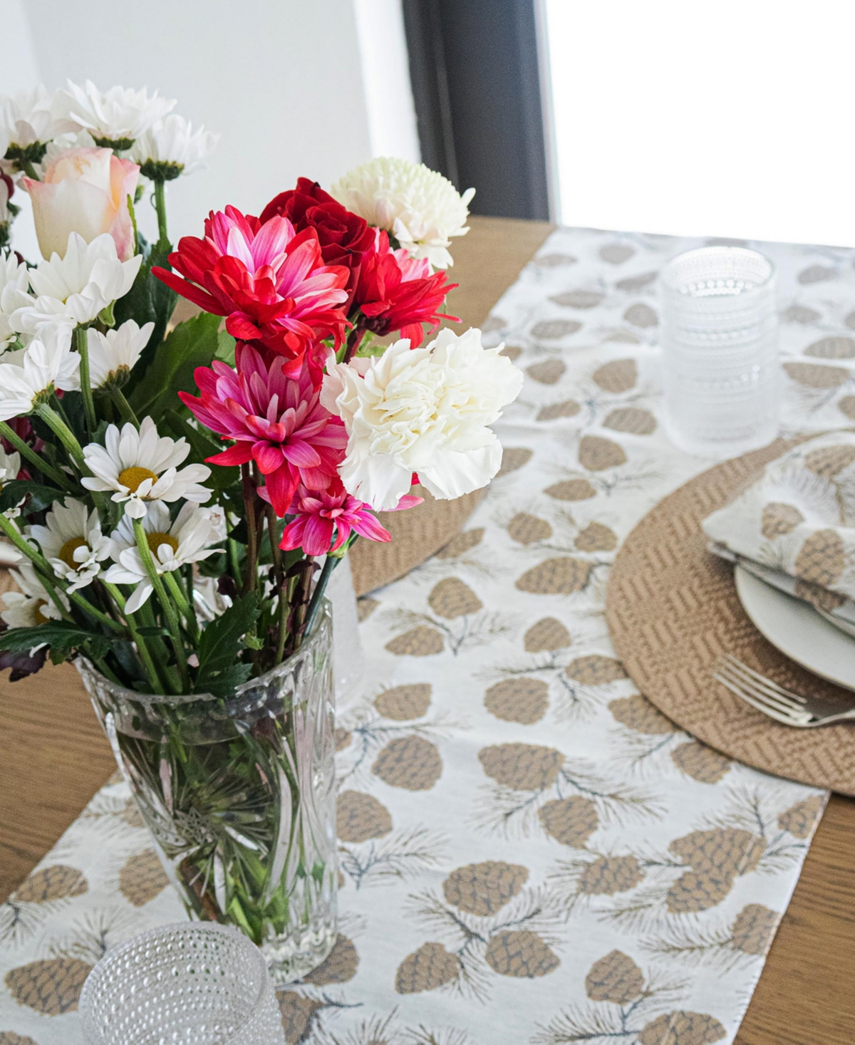 Mode Living Verbier Runner, 16 X 90 In Bronze