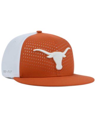 Nike Texas Longhorns True Seasonal Snapback Cap